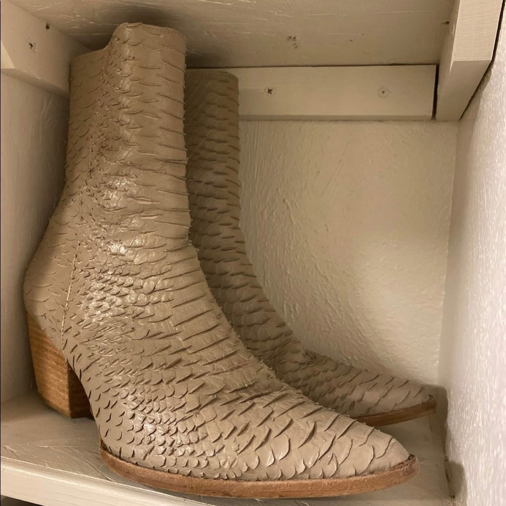 Matisse boots size 9.5